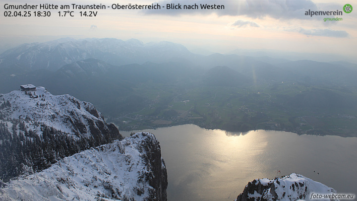 Gmunderhütte blik op de Traunsteinsee 