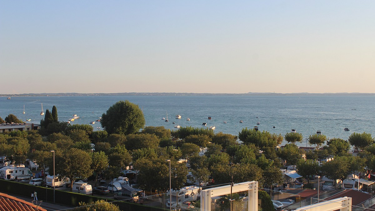 Color Hotel Bardolino Lago di Garda FotoWebcam.eu