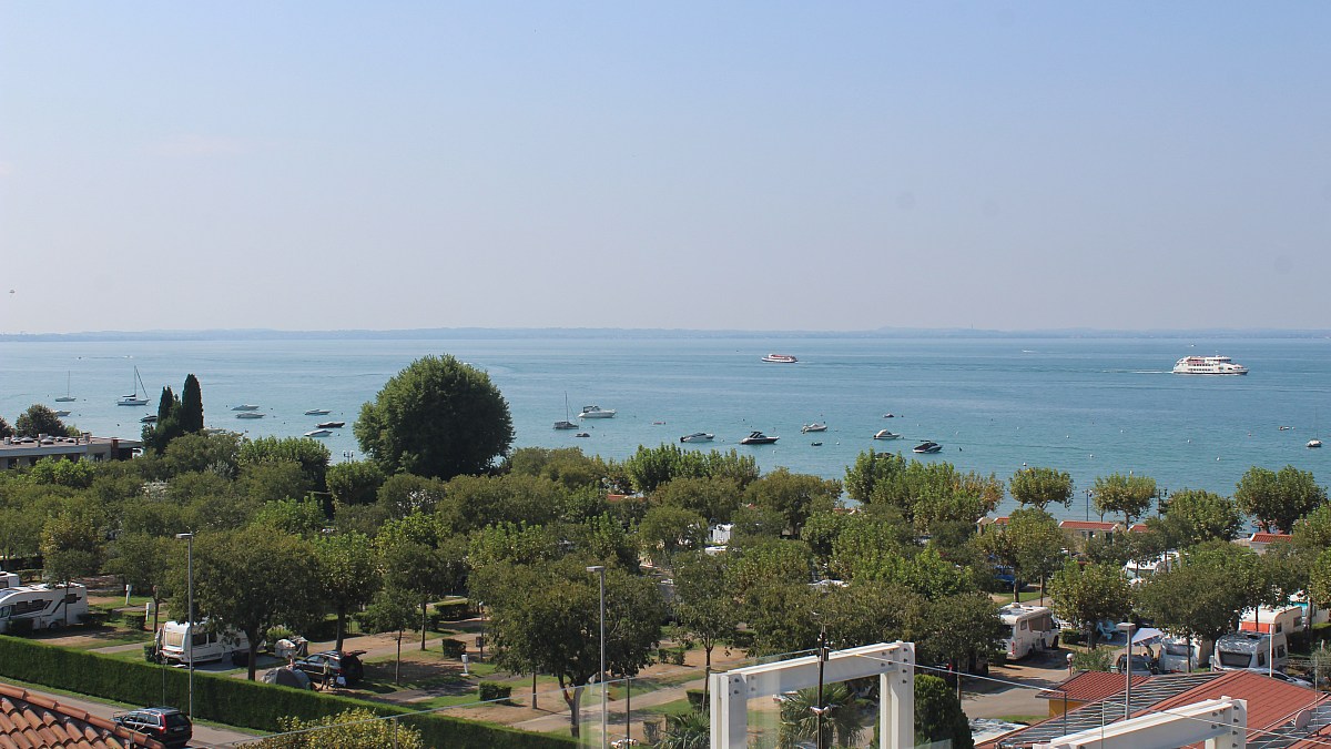 Color Hotel Bardolino Lago di Garda FotoWebcam.eu