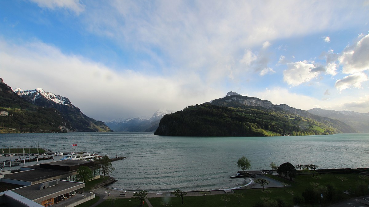 Brunnen / Vierwaldstättersee - Blick nach Süden - Foto-Webcam.eu