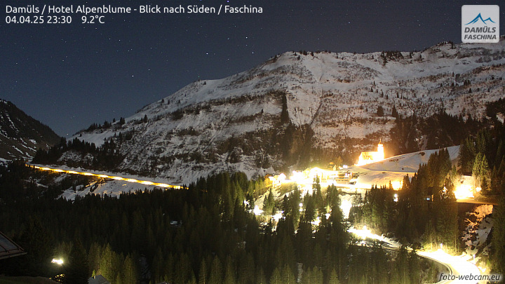 Webcam Damüls, Hotel Alpenblume, Blick nach Süden, Faschina