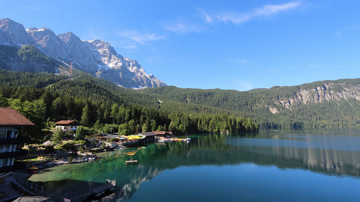 EibseeHotel Grainau Blick nach Südwesten zur