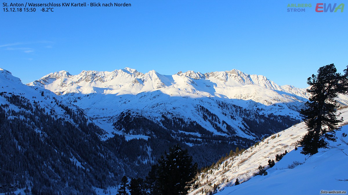 https://www.foto-webcam.eu/webcam/ewa/2018/12/15/1550_lm.jpg