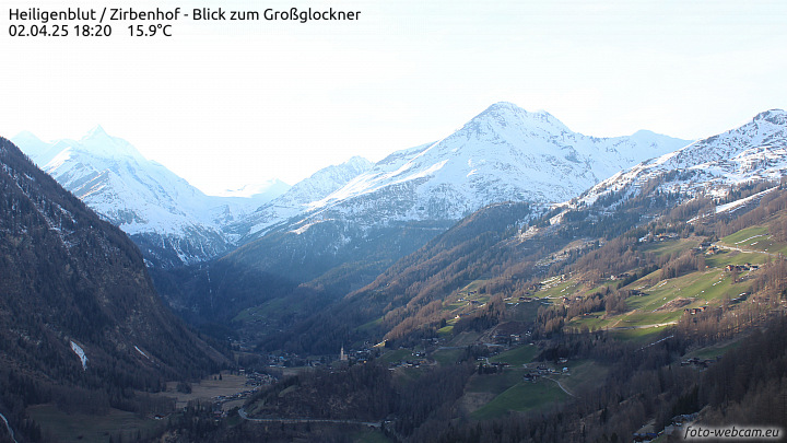 Heiligenblut met blik op de Grossglockner