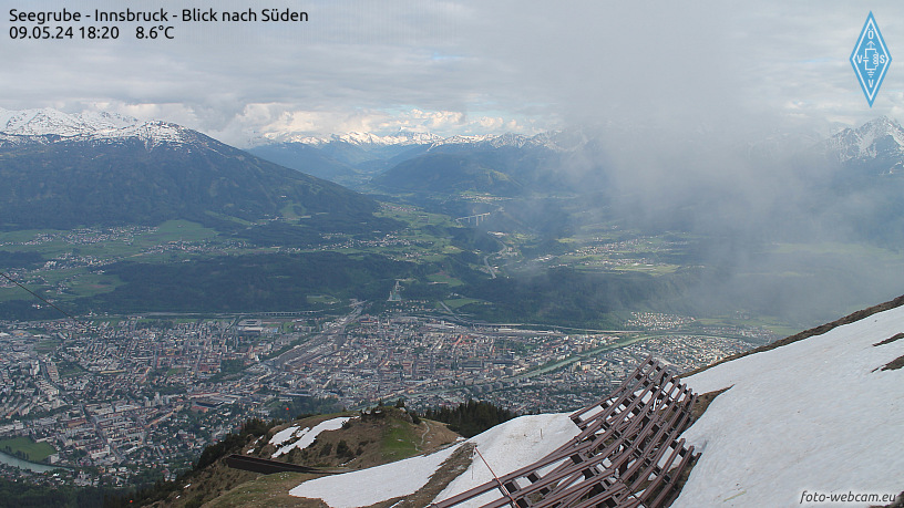 WEBkamera Innsbruck - pohled na Innsbruck a Wipptal od severu