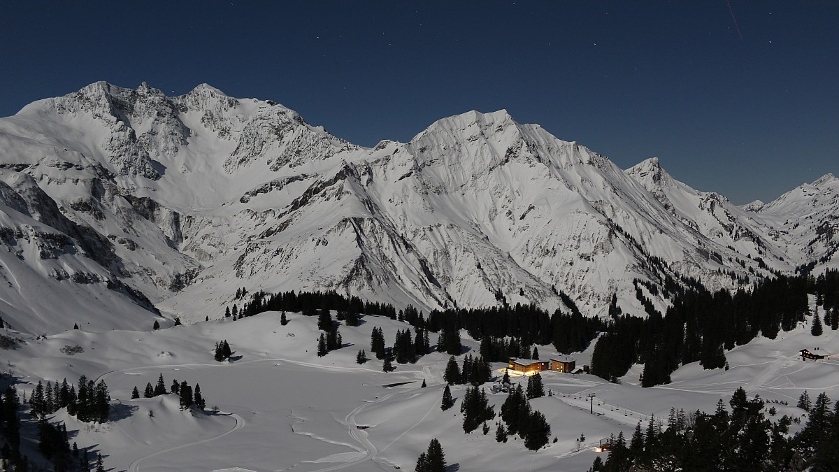 Körbersee / Schröcken  - Schönster Platz Österreichs 2017 - Foto-Webcam.eu