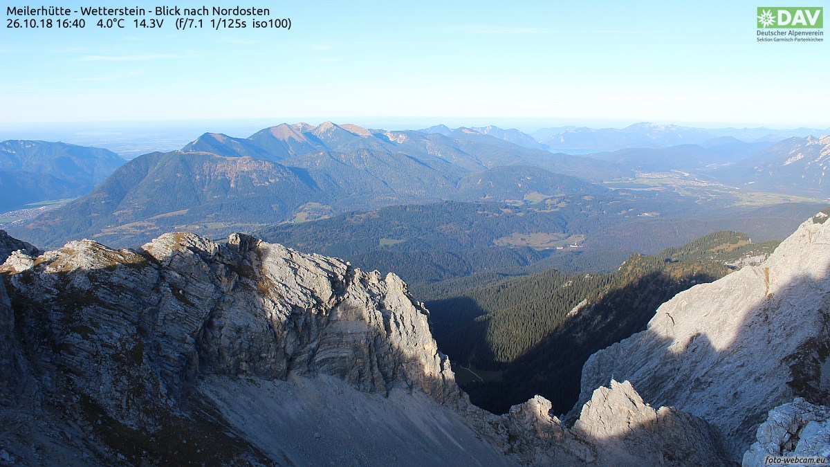 https://www.foto-webcam.eu/webcam/meilerhuette-nord/2018/10/26/1640_lm.jpg