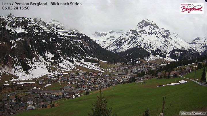 Live-picture from the Pension Bergland: Lech with Omeshorn