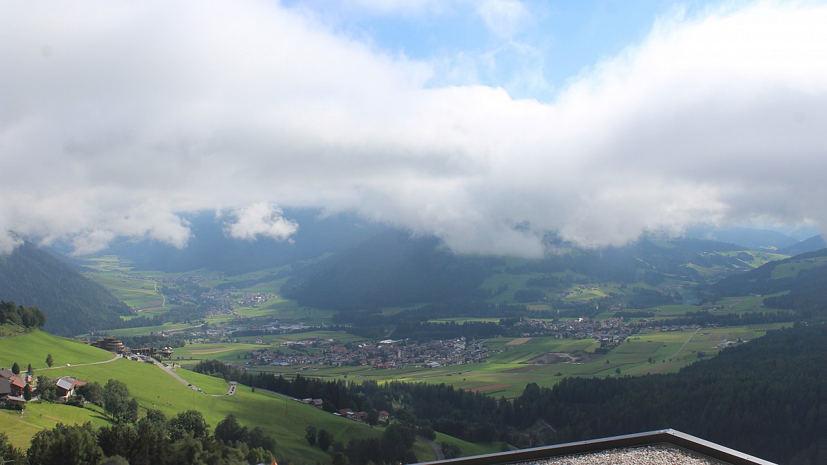 Berghotel Zirm - Olang / Geiselsberg - Foto-Webcam.eu