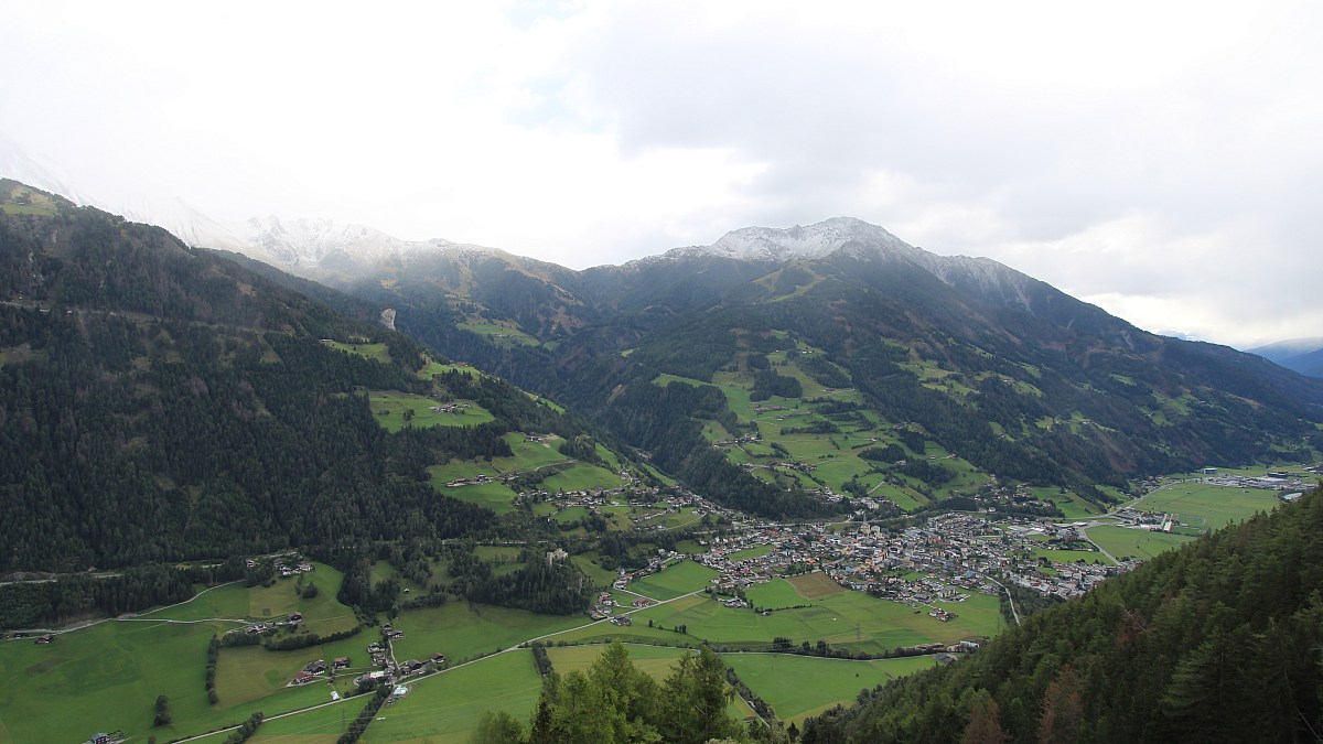 Matrei in Osttirol / Strumerhof - Blick nach Südosten - Foto-Webcam.eu