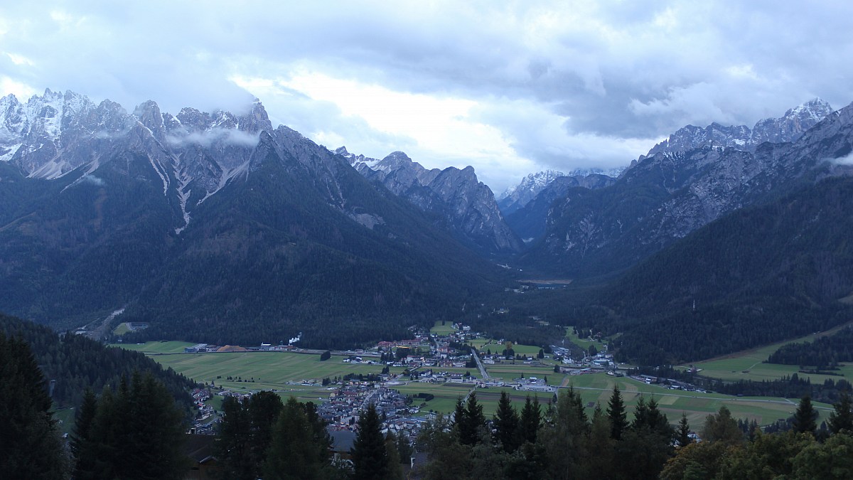 Alpenhotel Ratsberg Toblach Blick nach Süden FotoWebcam.eu