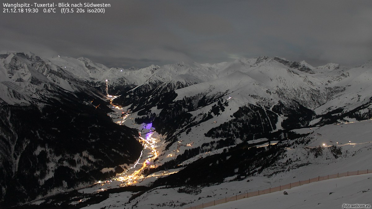 https://www.foto-webcam.eu/webcam/tuxertal/2018/12/21/1930_lm.jpg