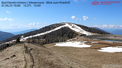 Sprünge im Snowpark Ehrwalder Alm. • © Jaeger