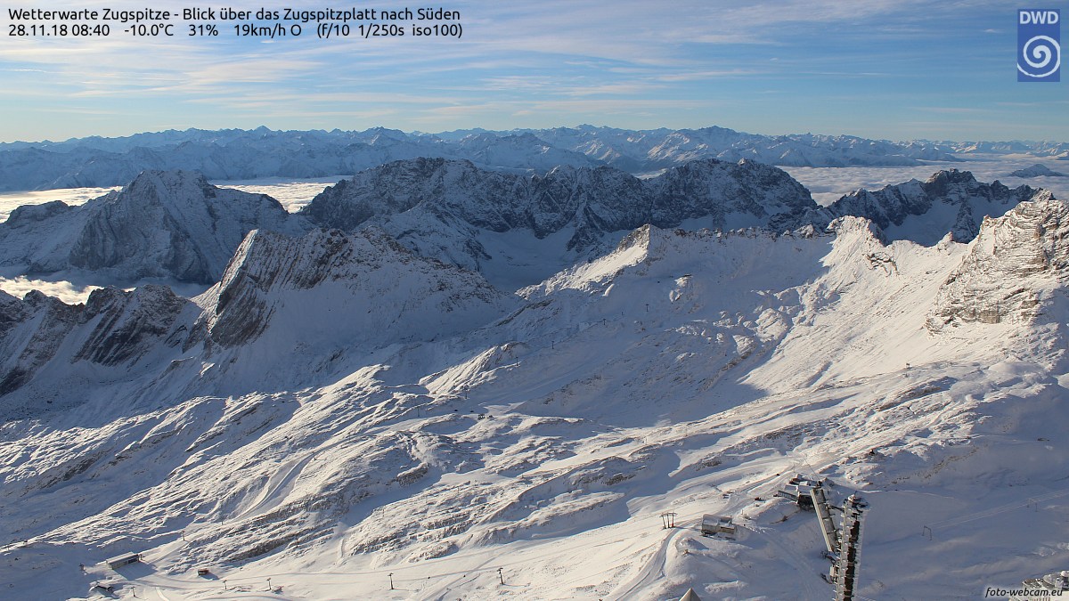 https://www.foto-webcam.eu/webcam/zugspitze-sued/2018/11/28/0840_lm.jpg